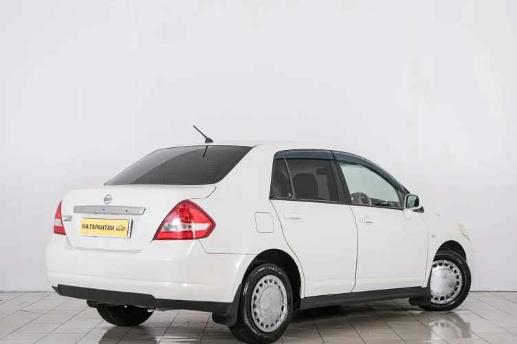 Nissan Tiida Latio 6 из 6