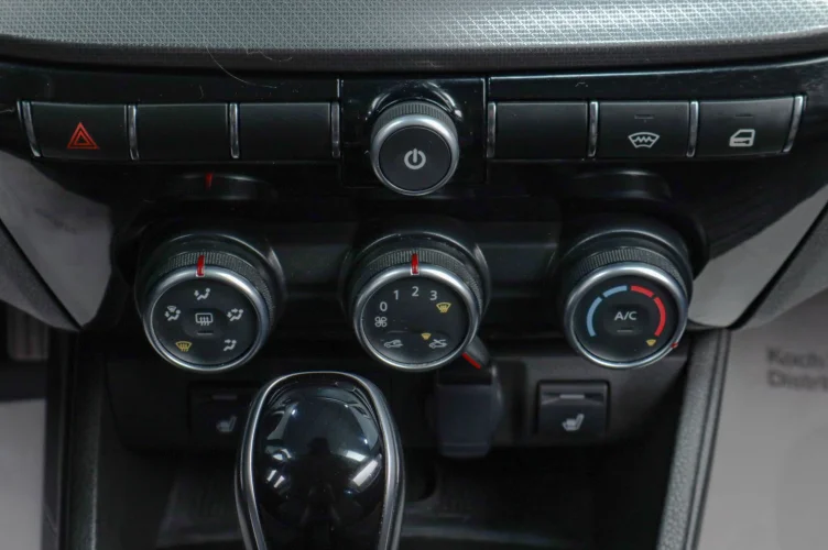 ВАЗ (LADA) Vesta 14 из 19