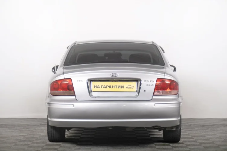 Hyundai Sonata 4 из 6
