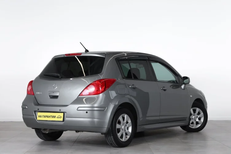 Nissan Tiida 6 из 6