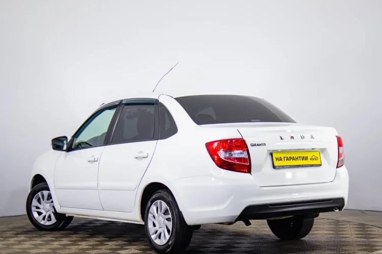 ВАЗ (LADA) Granta 4 из 6