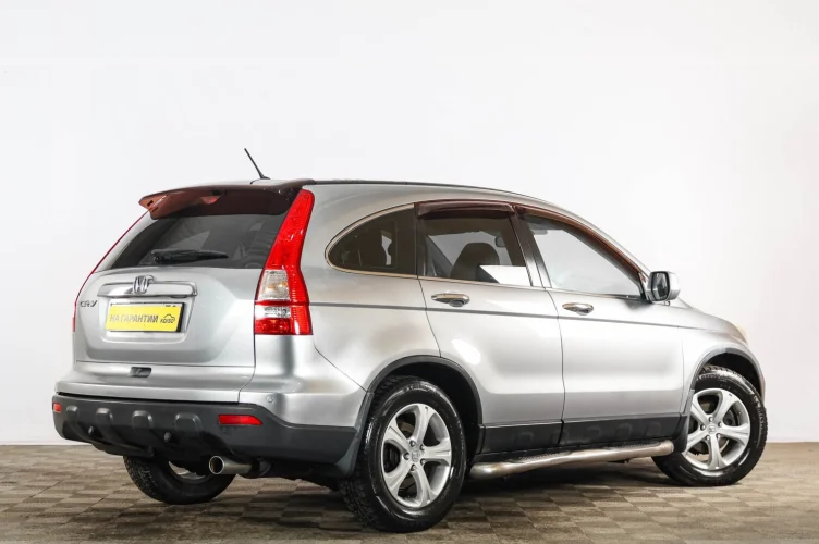 Honda CR-V 6 из 6