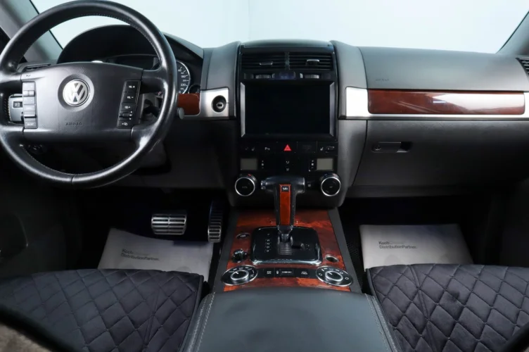 Volkswagen Touareg 18 из 22