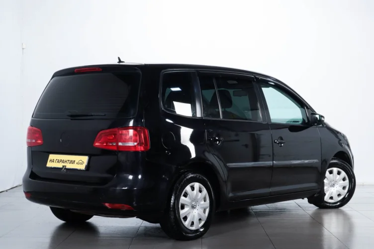 Volkswagen Touran 6 из 6