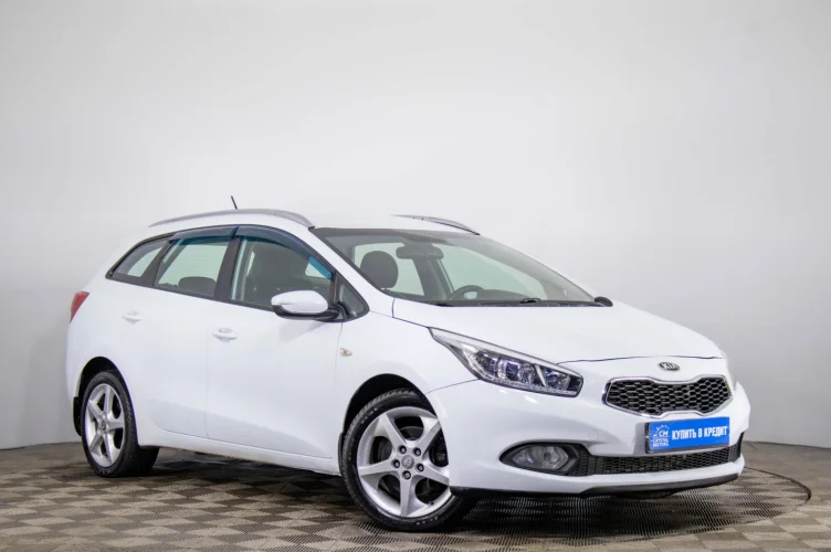 KIA cee'd 1 из 6