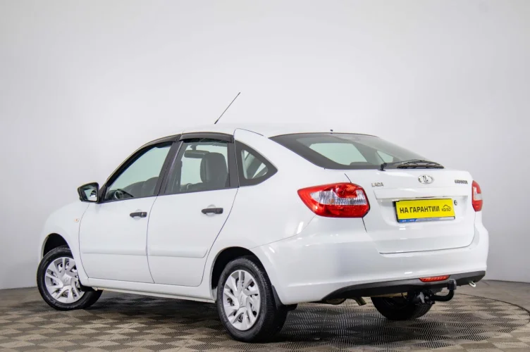 ВАЗ (LADA) Granta 4 из 6