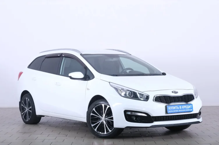 KIA cee'd 1 из 6