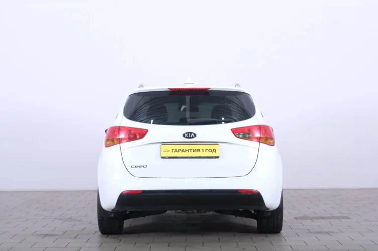 KIA cee'd 5 из 6