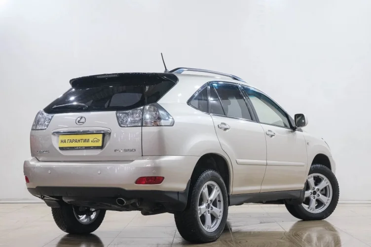Lexus RX 6 из 6