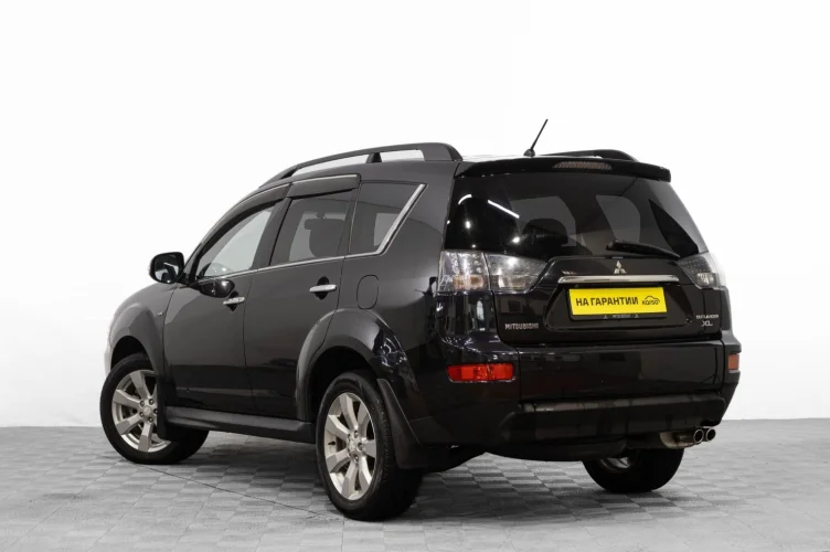 Mitsubishi Outlander 6 из 6