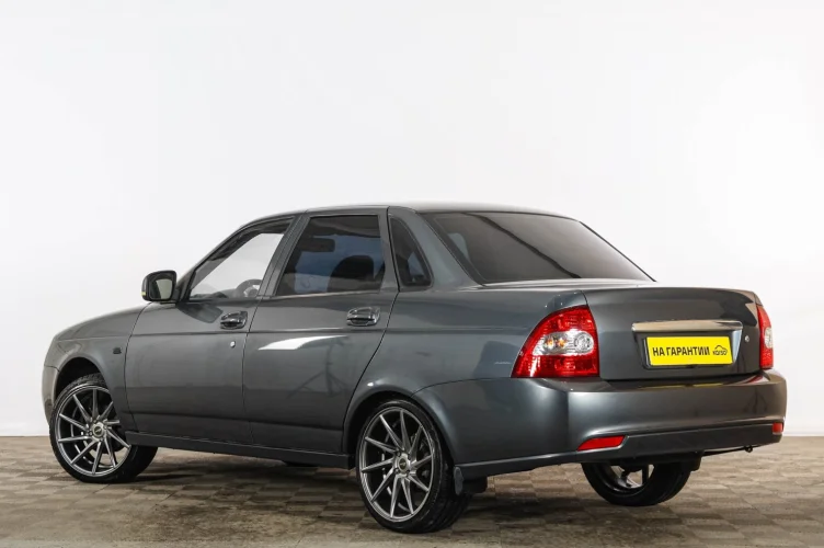 ВАЗ (LADA) Priora 4 из 6