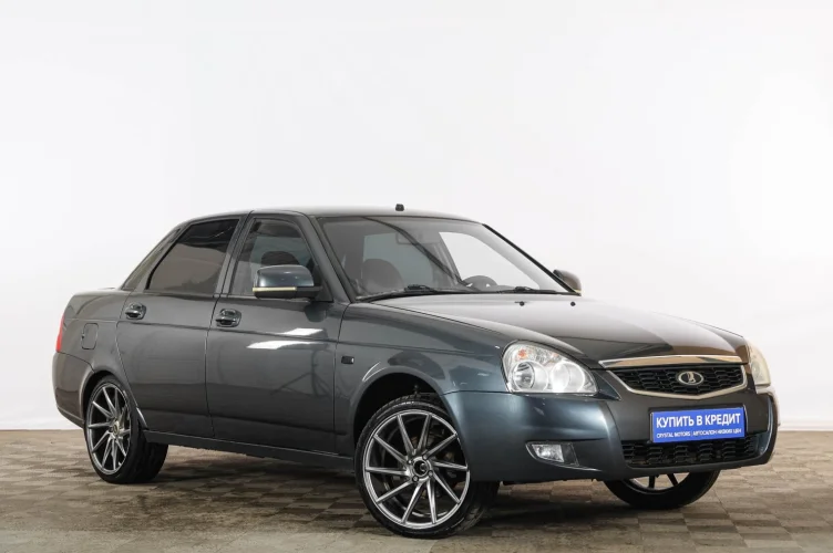 ВАЗ (LADA) Priora 1 из 6