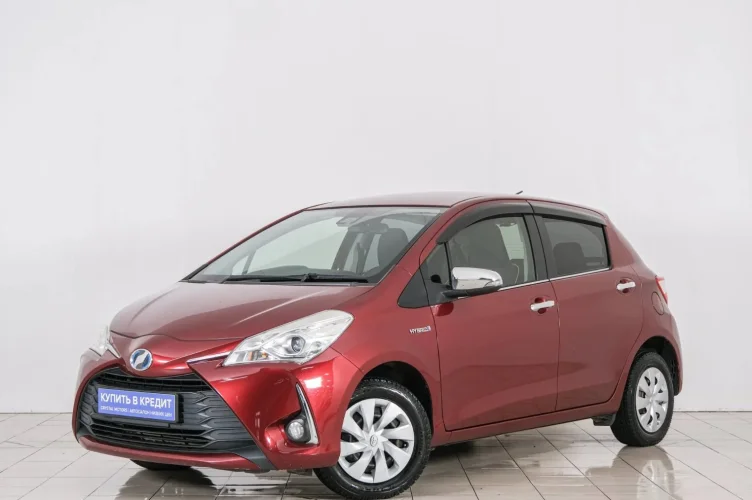 Toyota Vitz 3 из 6