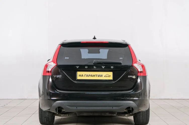 Volvo V60 5 из 6