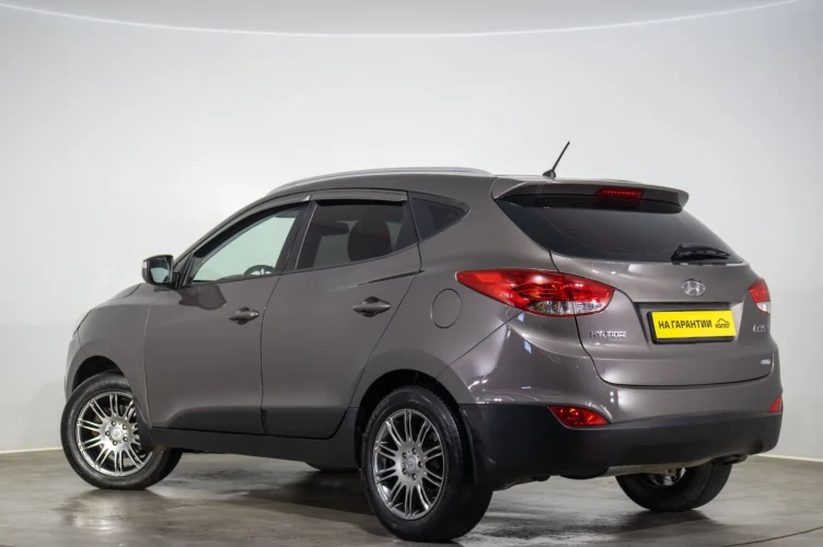 Hyundai ix35 6 из 6