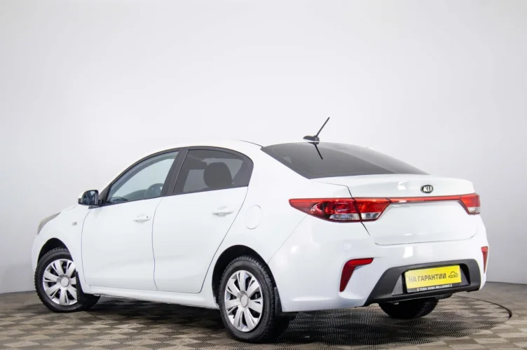 KIA Rio 4 из 6