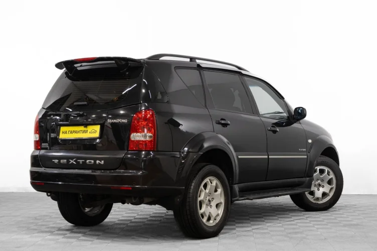 SsangYong Rexton 4 из 6