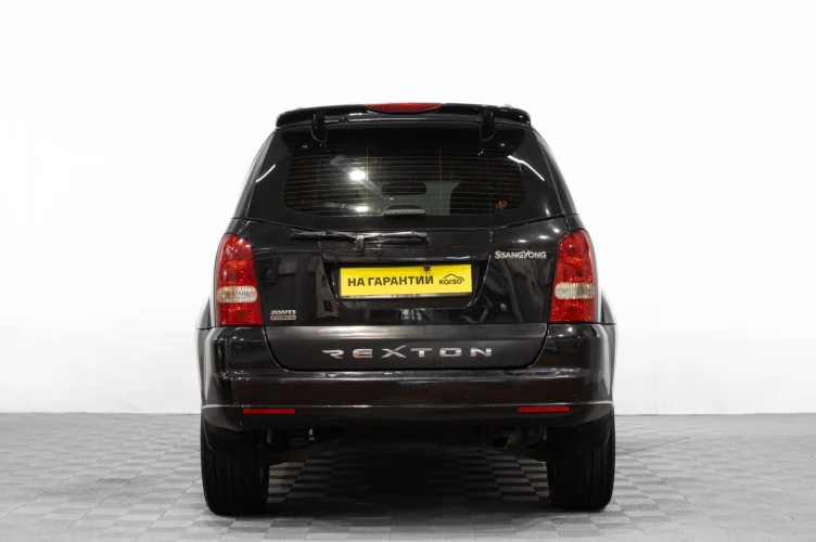 SsangYong Rexton 5 из 6