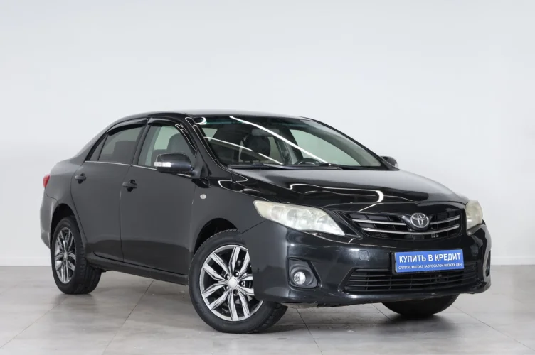 Toyota Corolla 1 из 6