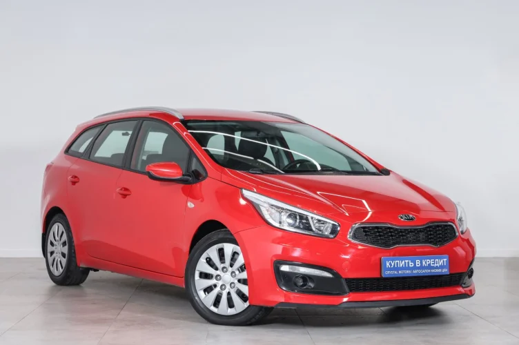 KIA cee'd 1 из 6