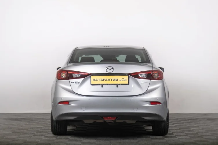 Mazda Axela 4 из 6