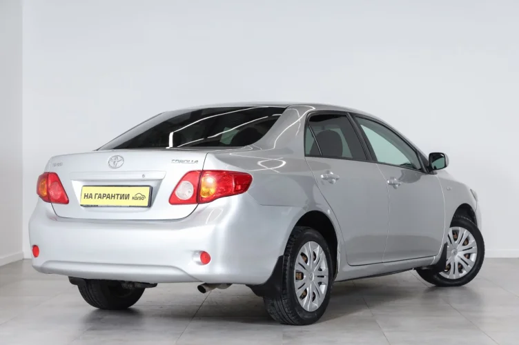 Toyota Corolla 6 из 6