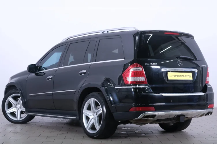 Mercedes-Benz GL-класс 4 из 6