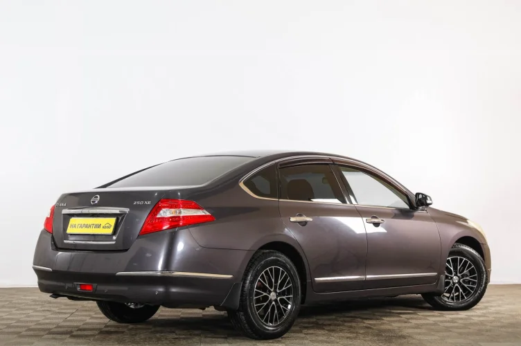 Nissan Teana 6 из 6