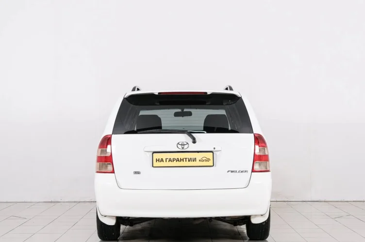 Toyota Corolla Fielder 5 из 6