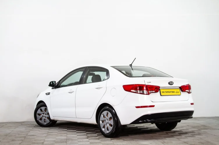 KIA Rio 6 из 6