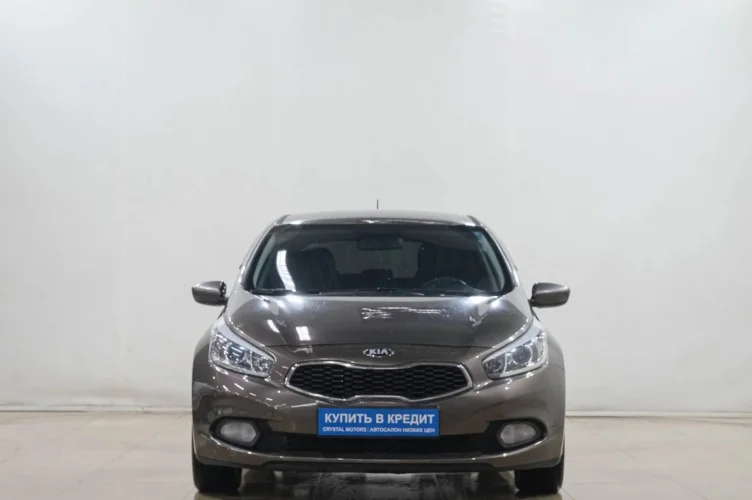 KIA cee'd 2 из 6