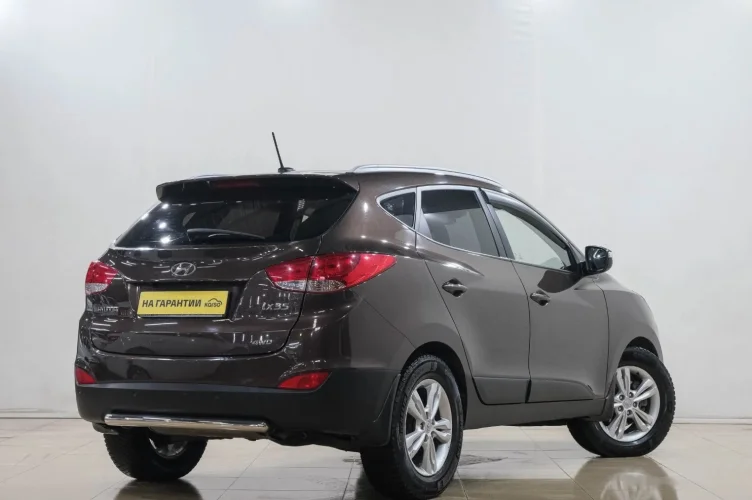 Hyundai ix35 6 из 6