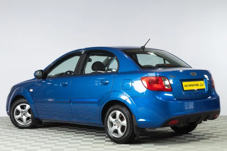 KIA Rio 4 из 6