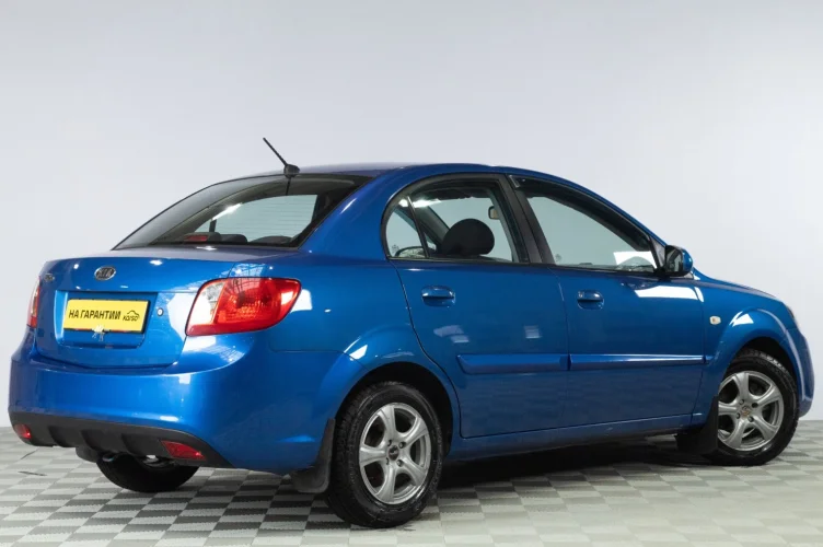 KIA Rio 6 из 6