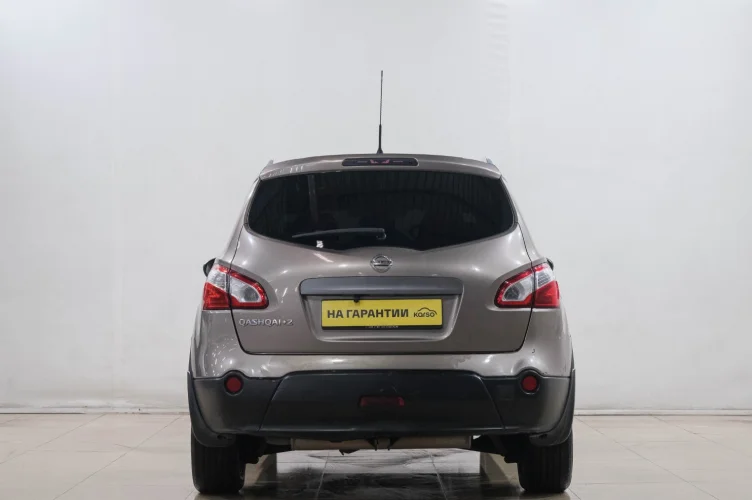 Nissan Qashqai+2 5 из 6