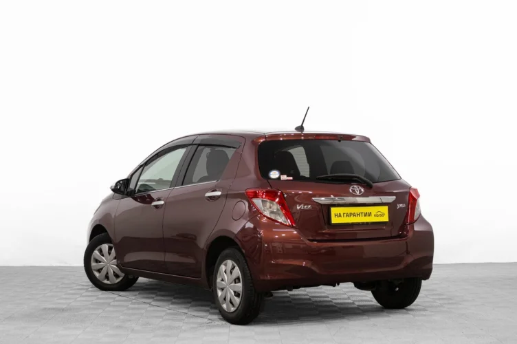 Toyota Vitz 6 из 6