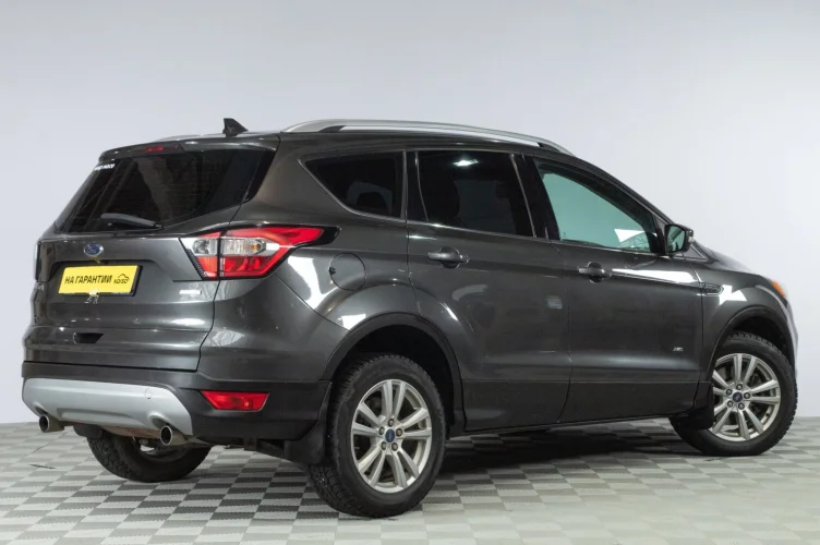 Ford Kuga 6 из 6