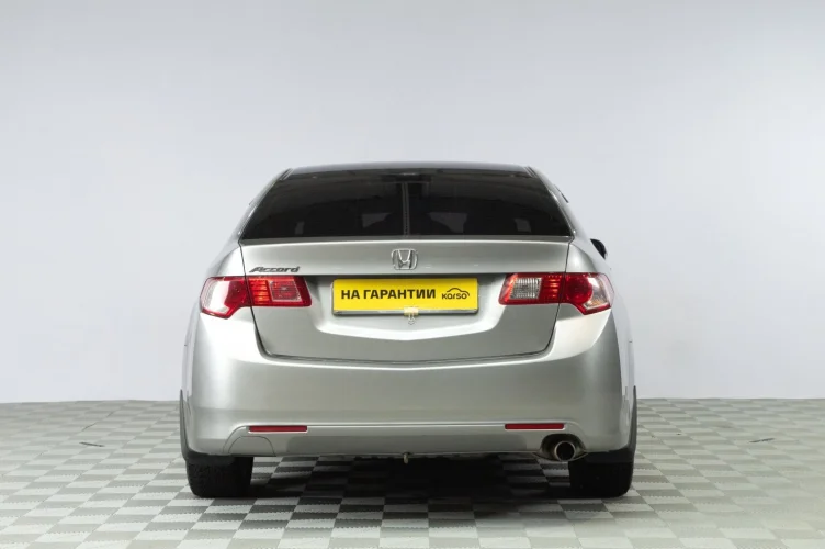 Honda Accord 5 из 6