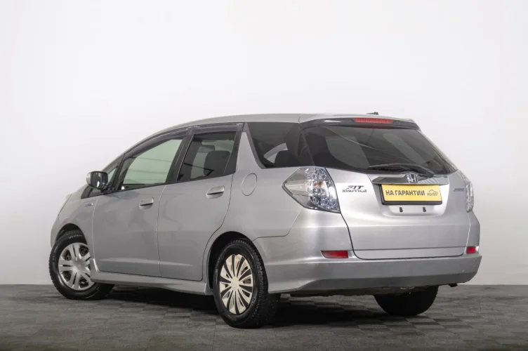 Honda Fit Shuttle 5 из 6