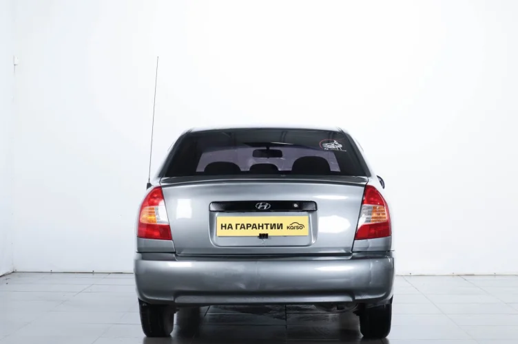 Hyundai Accent 5 из 6