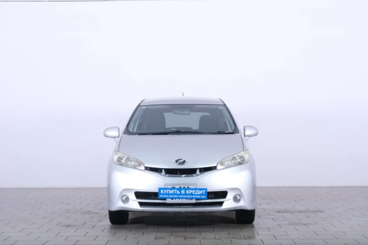 Toyota Wish 2 из 6