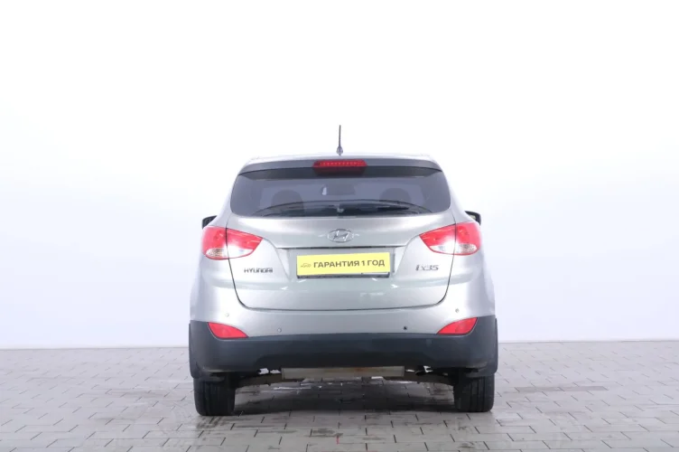 Hyundai ix35 5 из 6