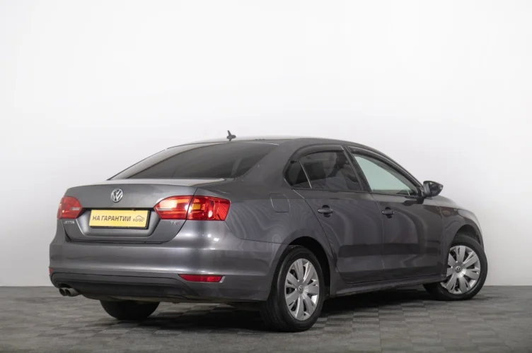 Volkswagen Jetta 6 из 6
