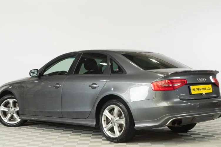 Audi A4 4 из 6