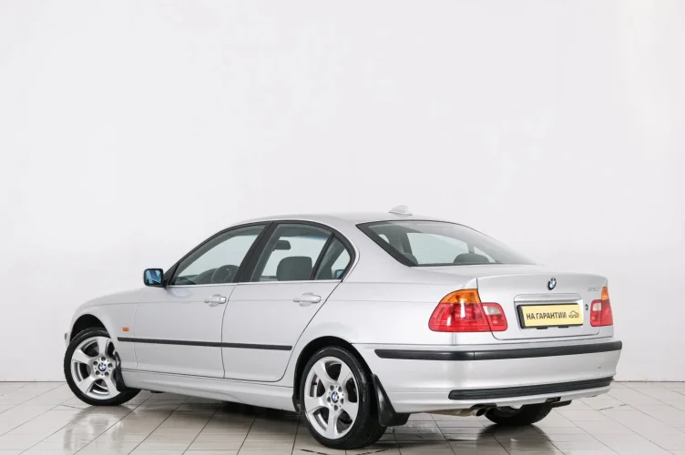 BMW 3 серия 4 из 6