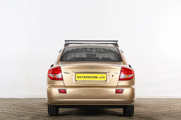KIA Rio 5 из 6
