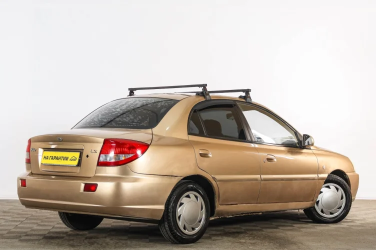 KIA Rio 6 из 6