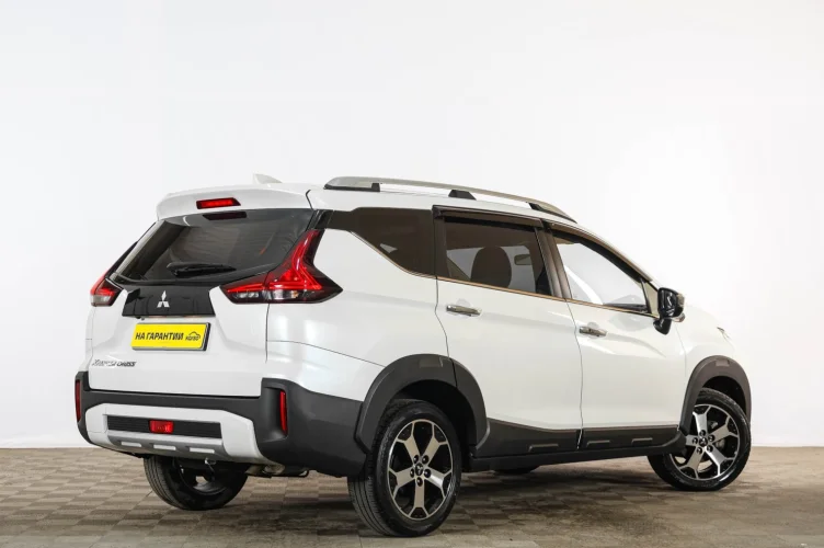 Mitsubishi Xpander Cross 6 из 6