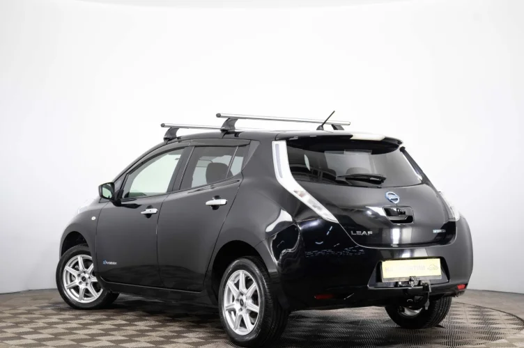 Nissan Leaf 4 из 6