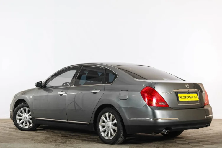 Nissan Teana 4 из 6
